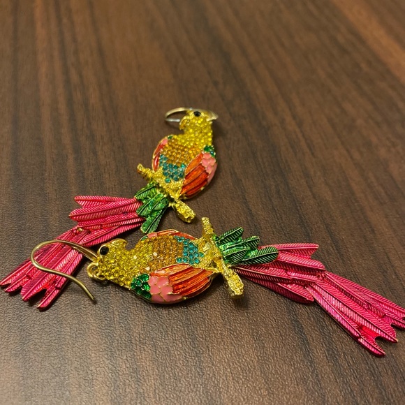 Golden Multicolored Parrots 🦜 on a perch! Earrings - Picture 4 of 6
